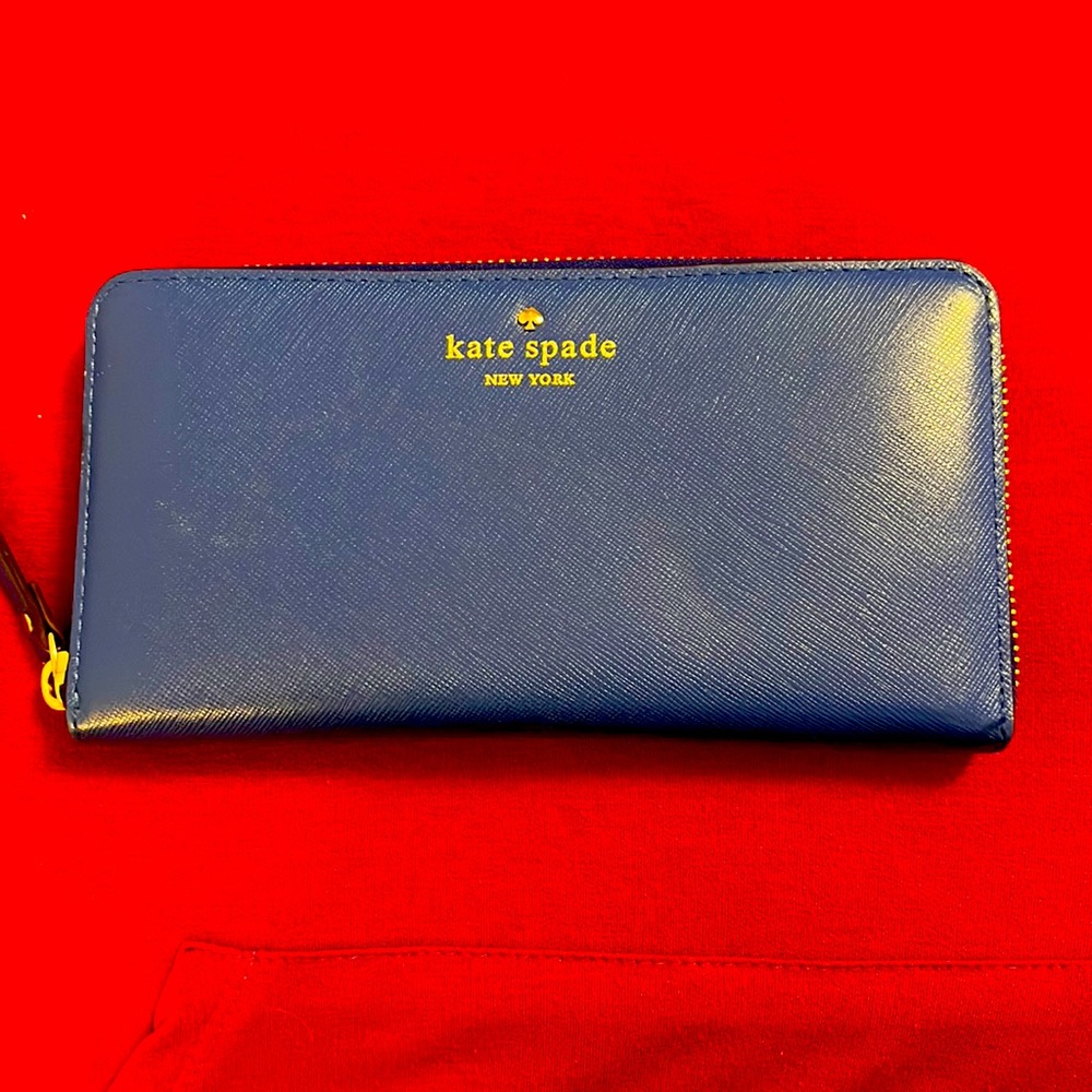 Beautiful Kate Spade Royal Blue wallet. Excellent condition